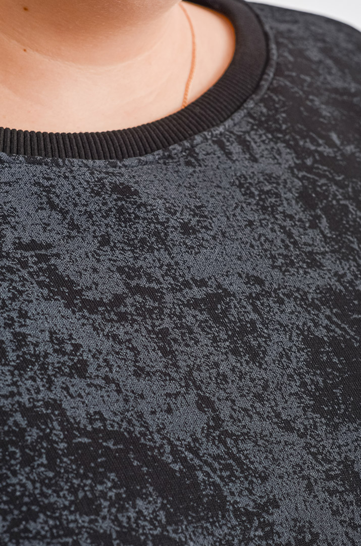 Свитшот в графитовом цвете с флисовым утеплителем больших размеров