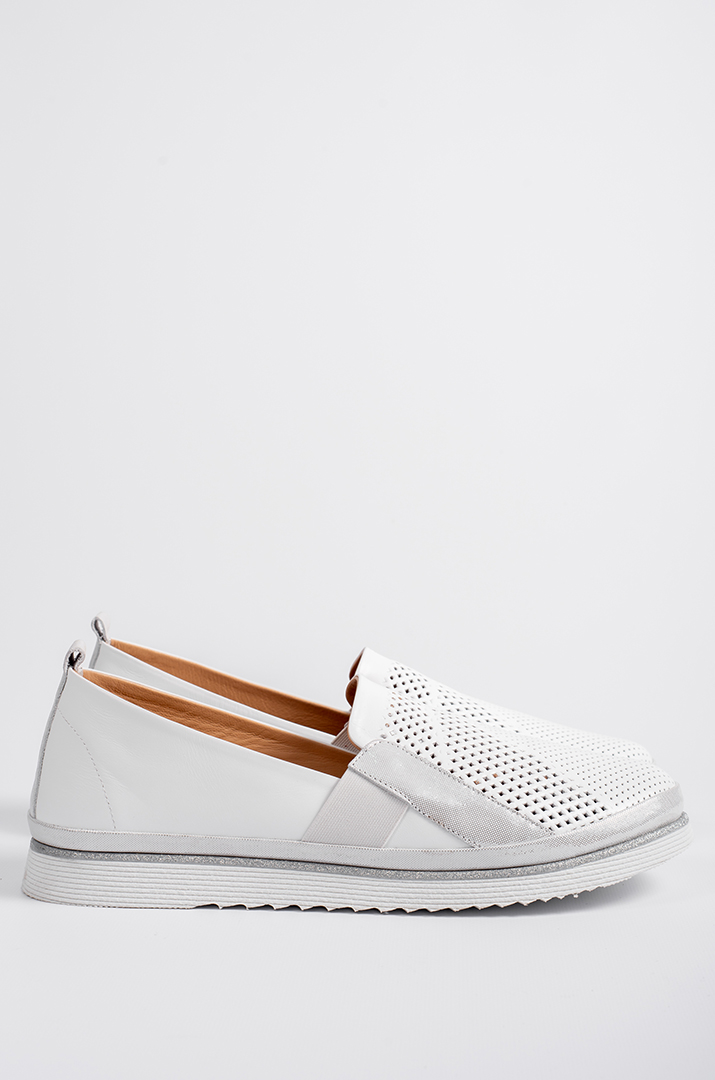 Сліпони біло-сріблясті з перфорацією великих розмірів