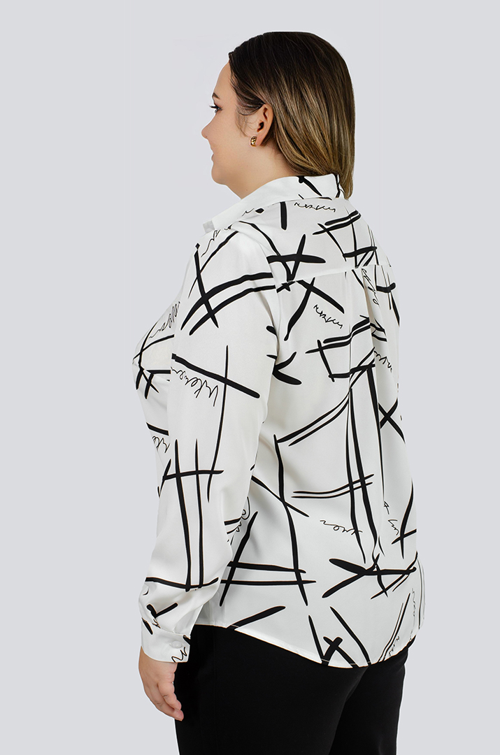 Сорочка в абстрактний принт великих розмірів