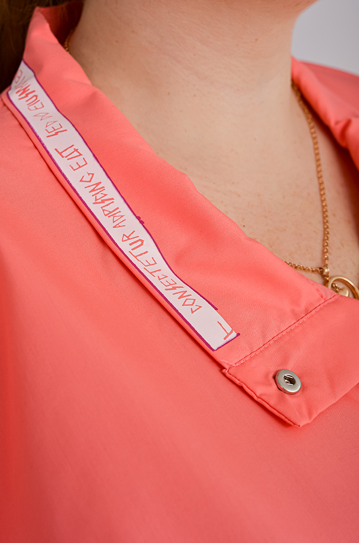 Рубашка длинная с декором больших размеров