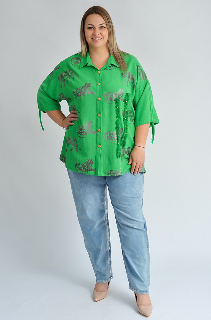 Сорочка з текстурним декором та принтом великих розмірів