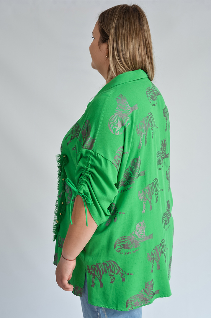 Сорочка з текстурним декором та принтом великих розмірів