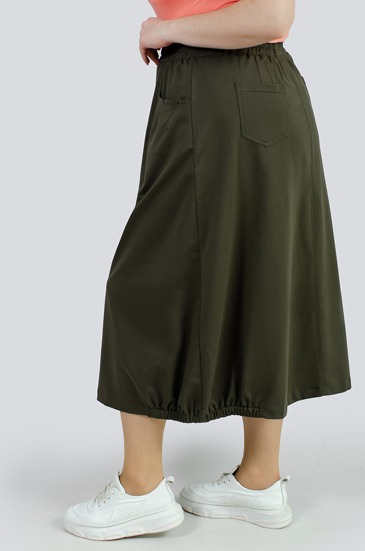 Стильная юбка с карманами больших размеров