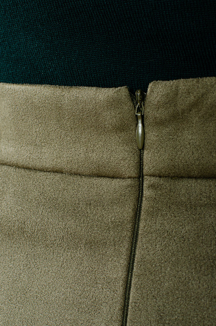 Спідниця екозамша з ґудзиками великих розмірів