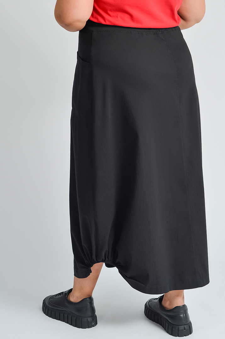 Спідниця міді зі стрейч-котону з накладними кишенями великих розмірів