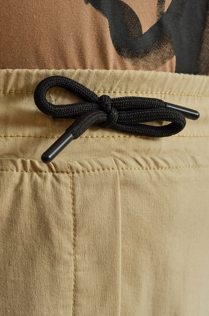 Спідниця міді зі стрейч-котону з накладними кишенями великих розмірів