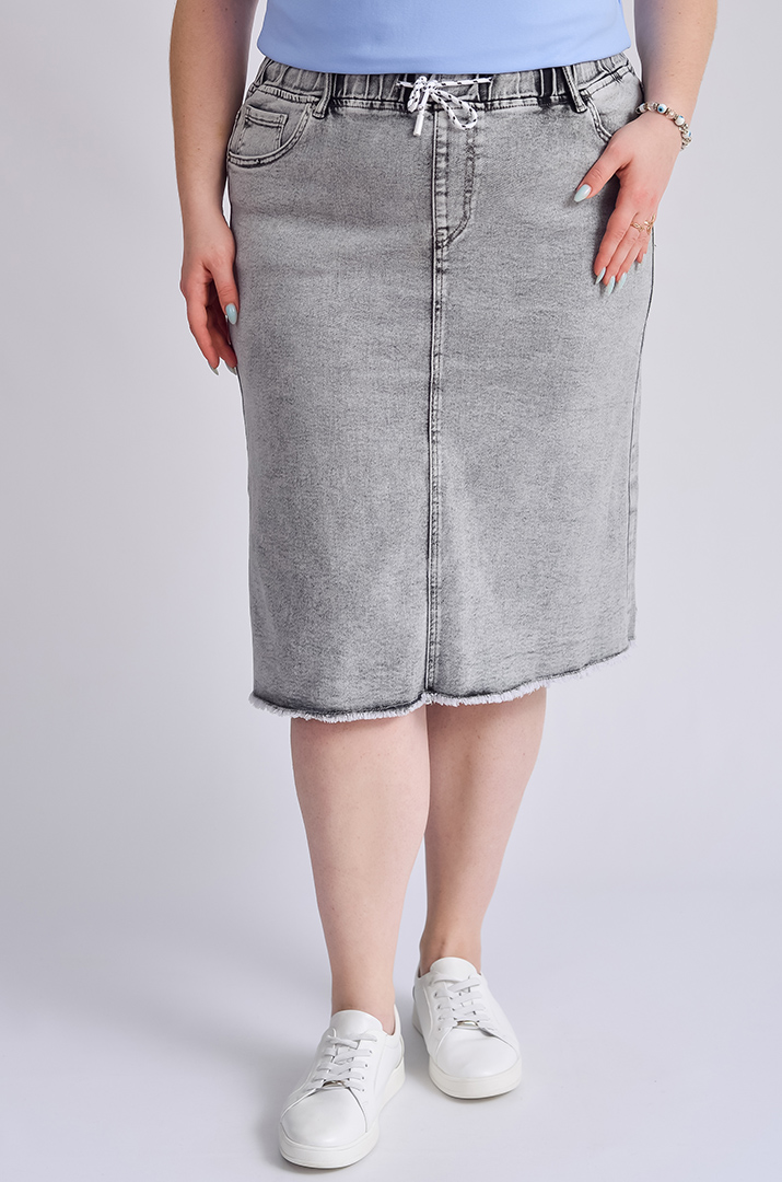 Світло-сіра джинсова спідниця міді  великих розмірів