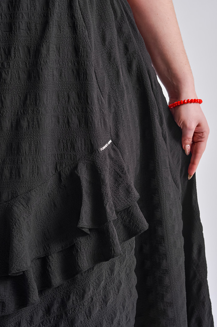 Спідниця міді жатка з рюшами та вирізом великих розмірів