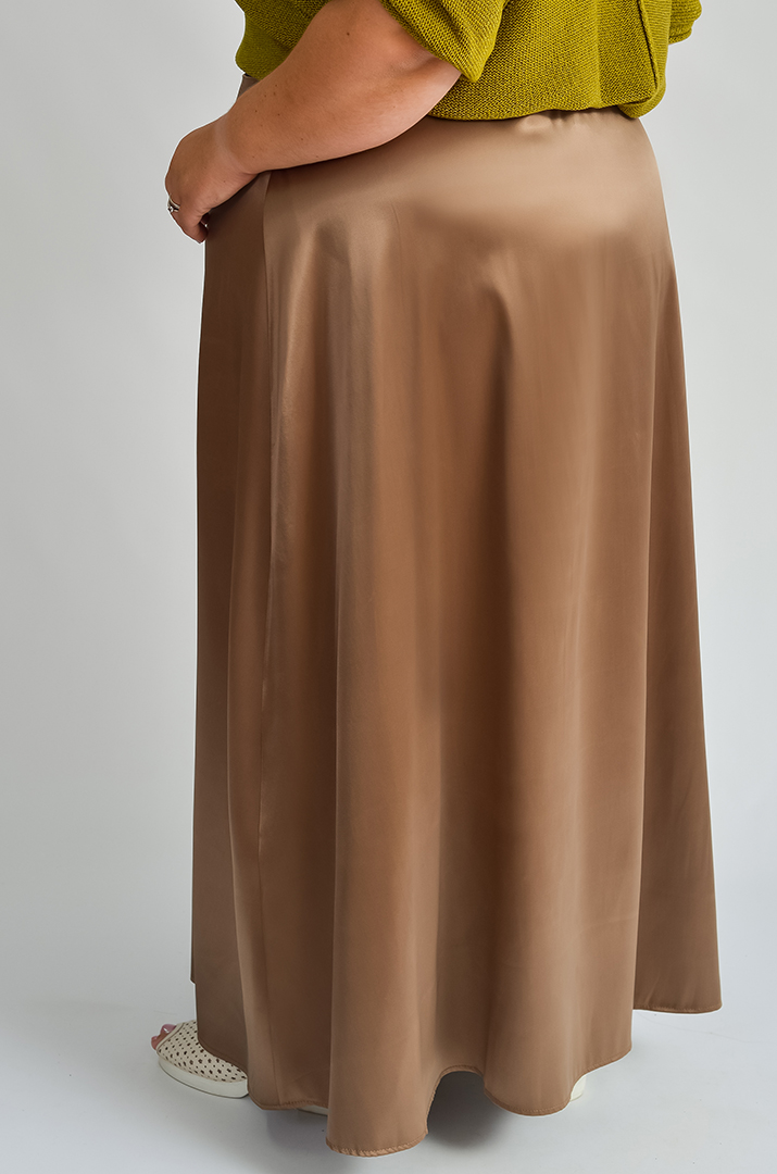 Атласна спідниця максі на резинці великих розмірів