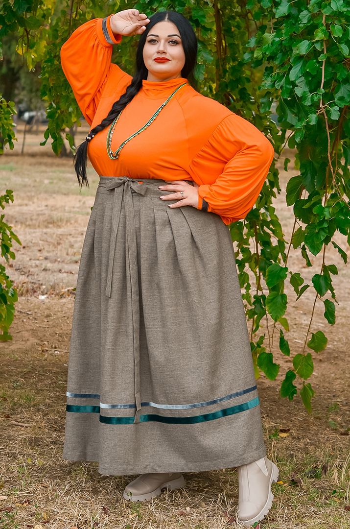 Спідниця на запах з контрастними вставками великих розмірів