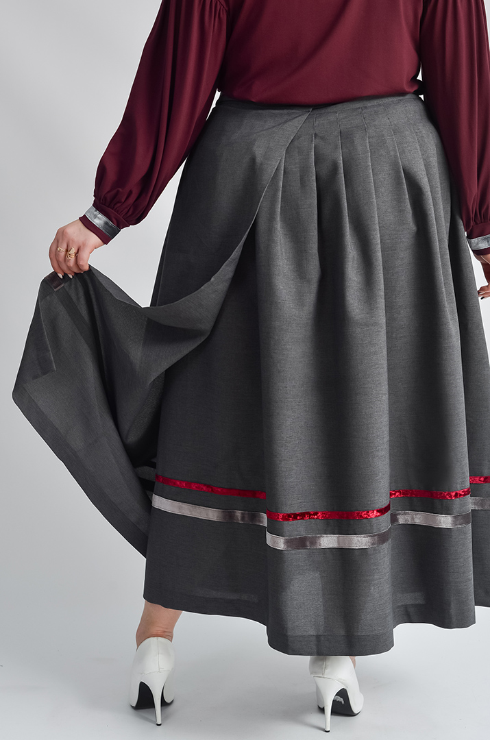 Спідниця на запах з контрастними вставками великих розмірів