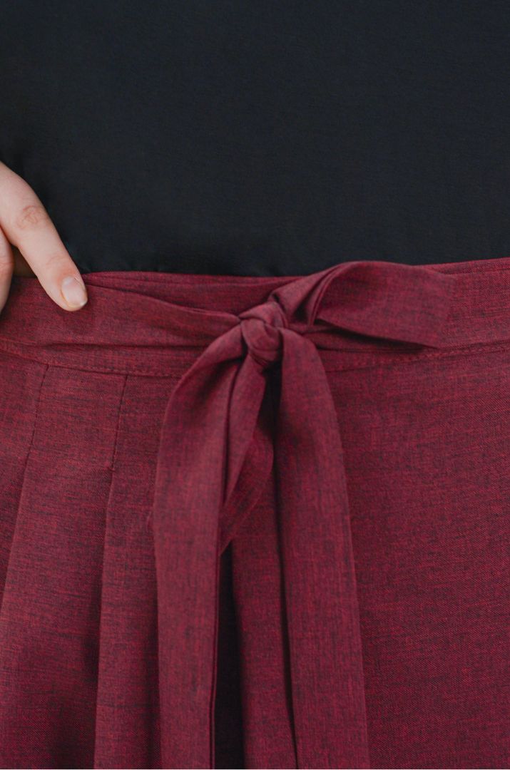 Спідниця на запах з контрастними вставками великих розмірів