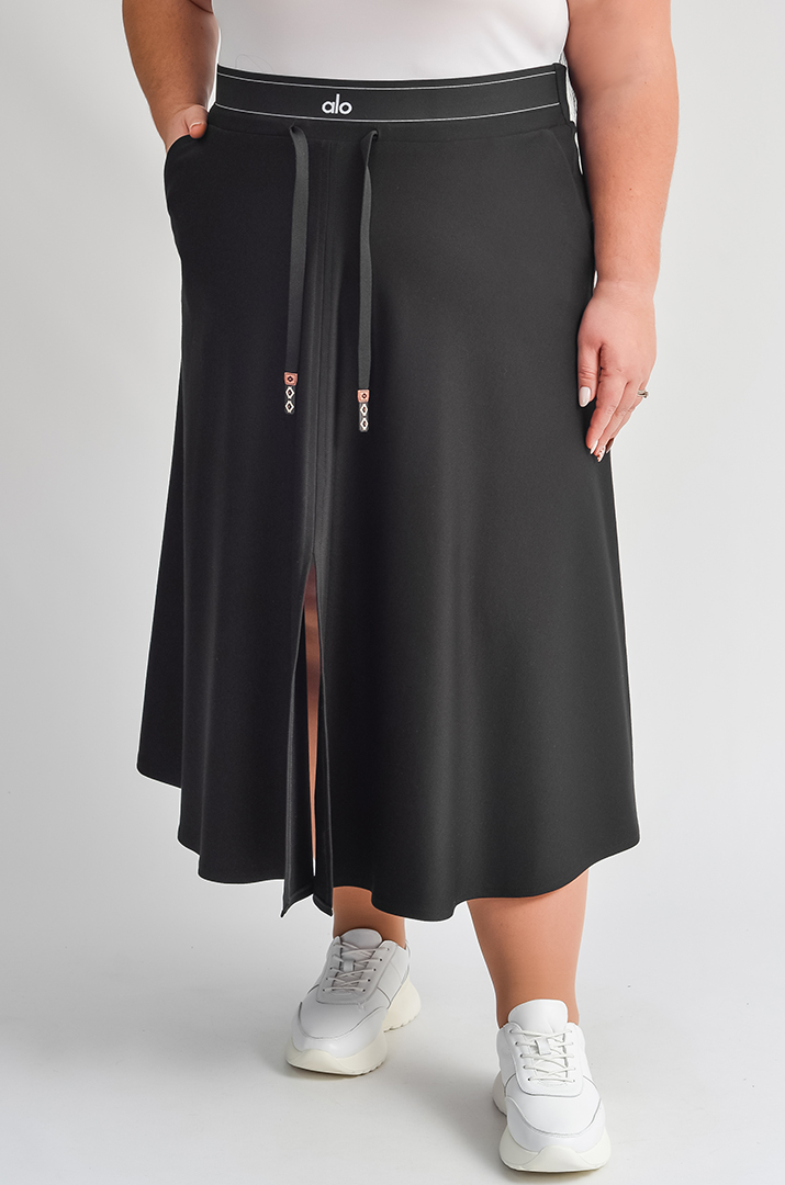 Чорна спідниця міді з елегантним розрізом великих розмірів