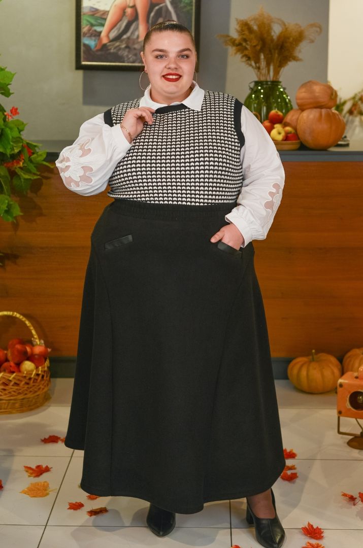 Тепла максі-спідниця з драпу з декоративними кишенями великих розмірів