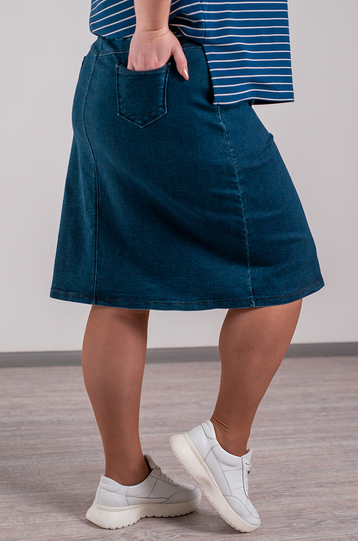 Спідниця з акцентним поясом та гудзиками спереду великих розмірів