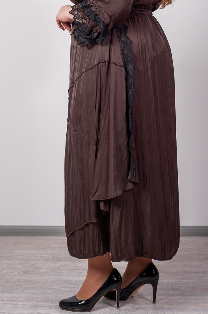 Спідниця максі з жатої тканини та з мереживним акцентом великих розмірів