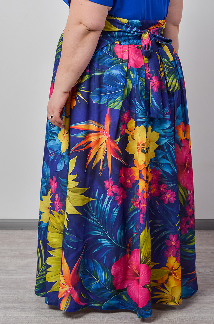 Спідниця максі  з яскравим малюнком та декоративним поясом великих розмірів