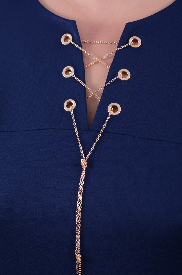 Сукня з аксесуаром батал