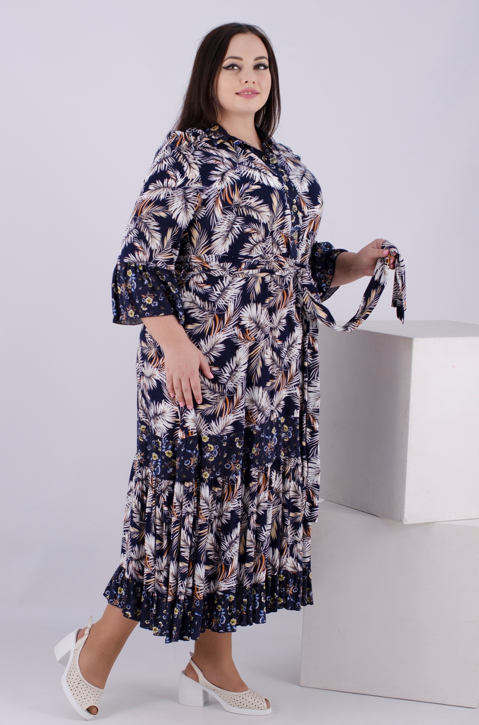 Сукня максі з поясом