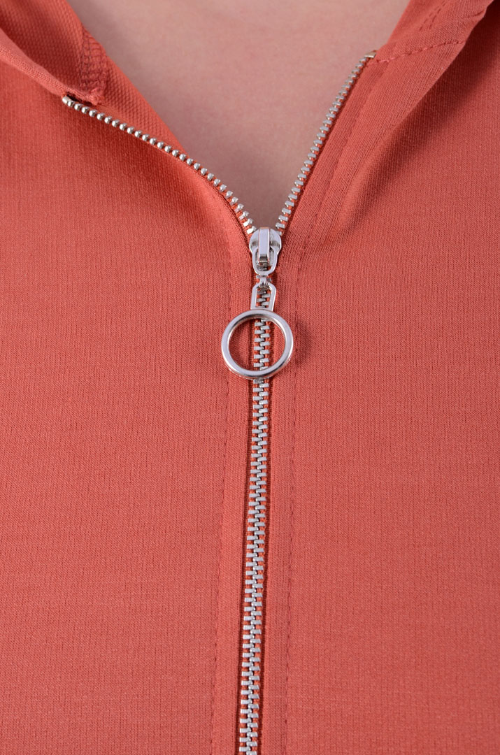 Сукня міді два кольори у спортивному стилі батал