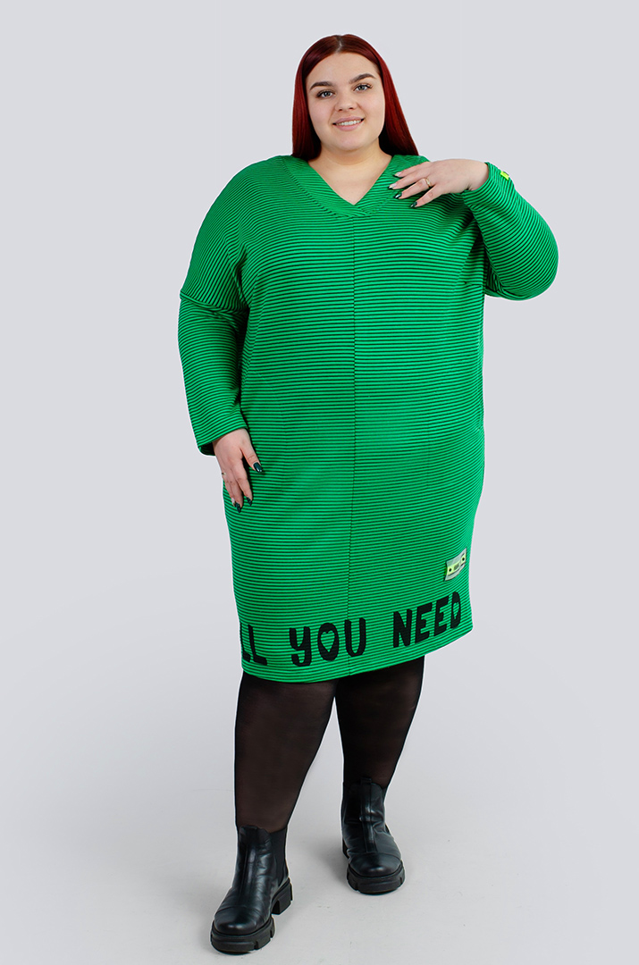 Мини платье в горозонтальную полоску батал