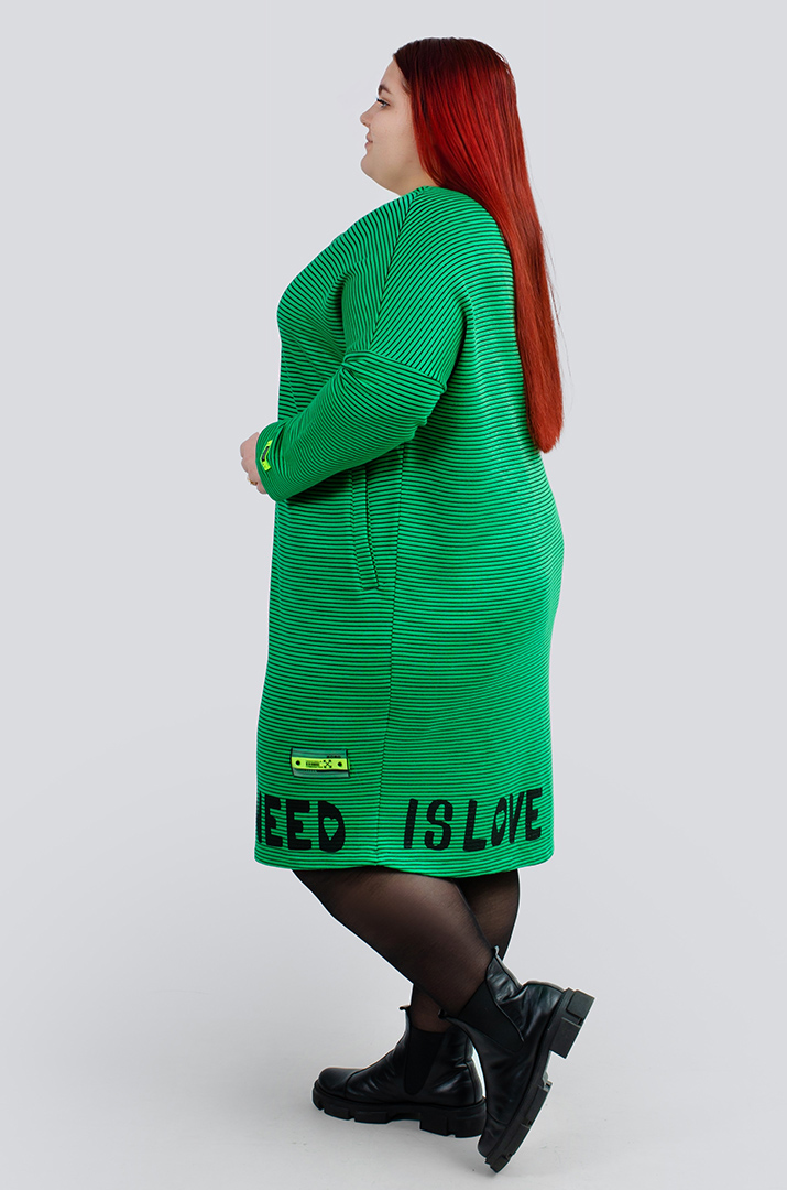 Мини платье в горозонтальную полоску батал