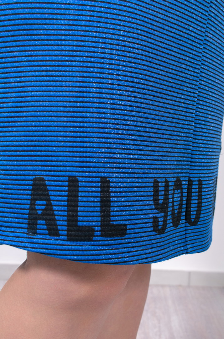 Мини платье в горозонтальную полоску батал