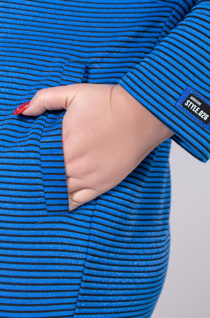 Мини платье в горозонтальную полоску батал