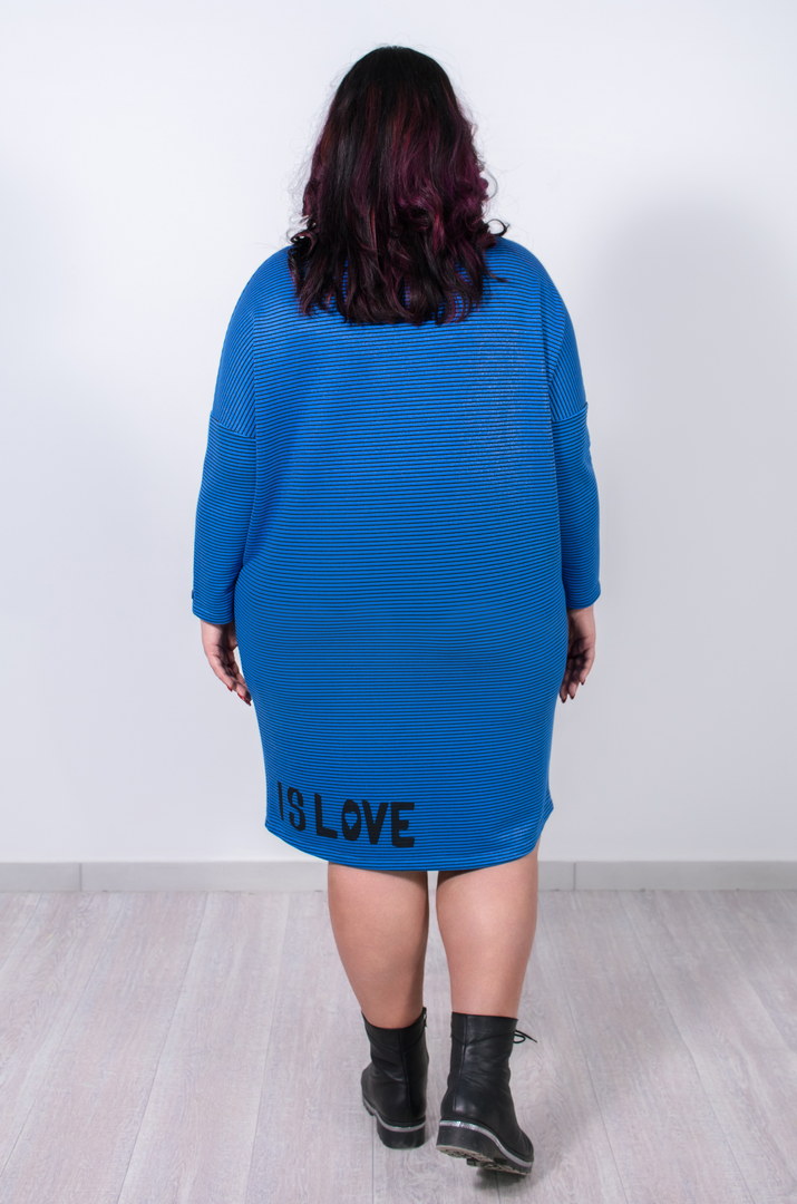 Мини платье в горозонтальную полоску батал