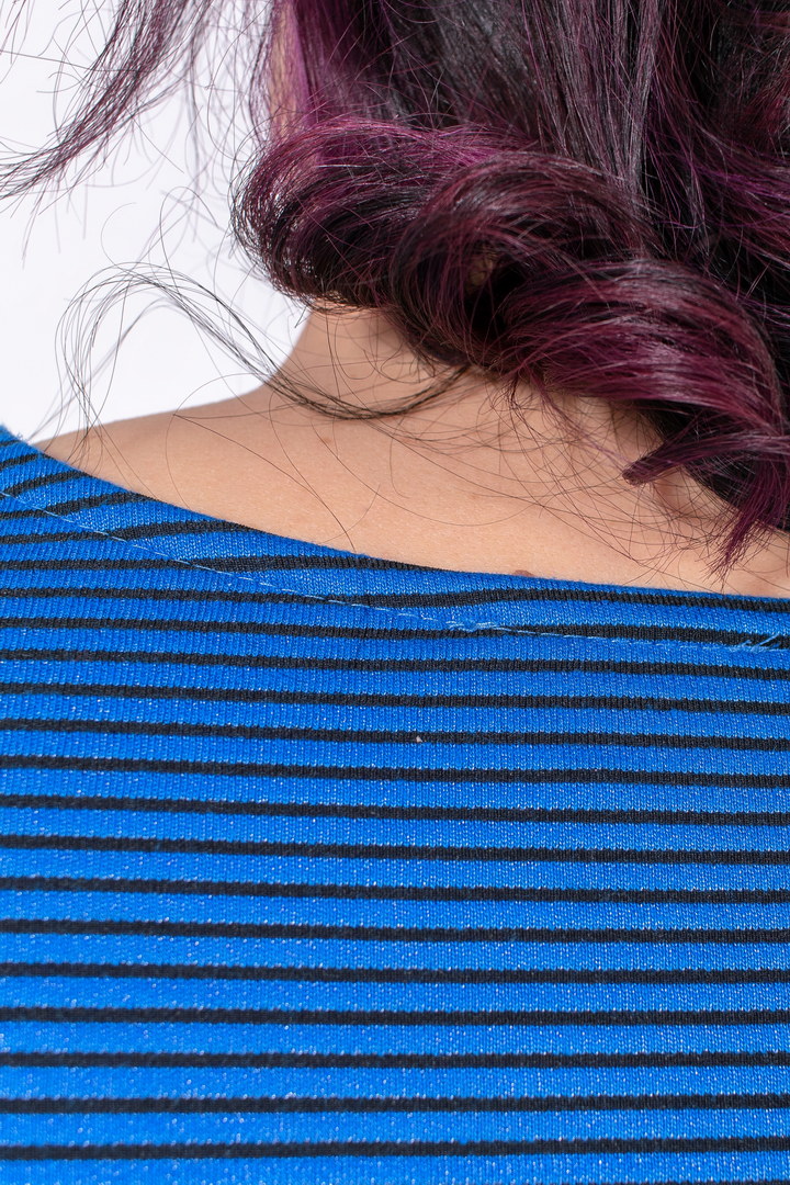 Мини платье в горозонтальную полоску батал