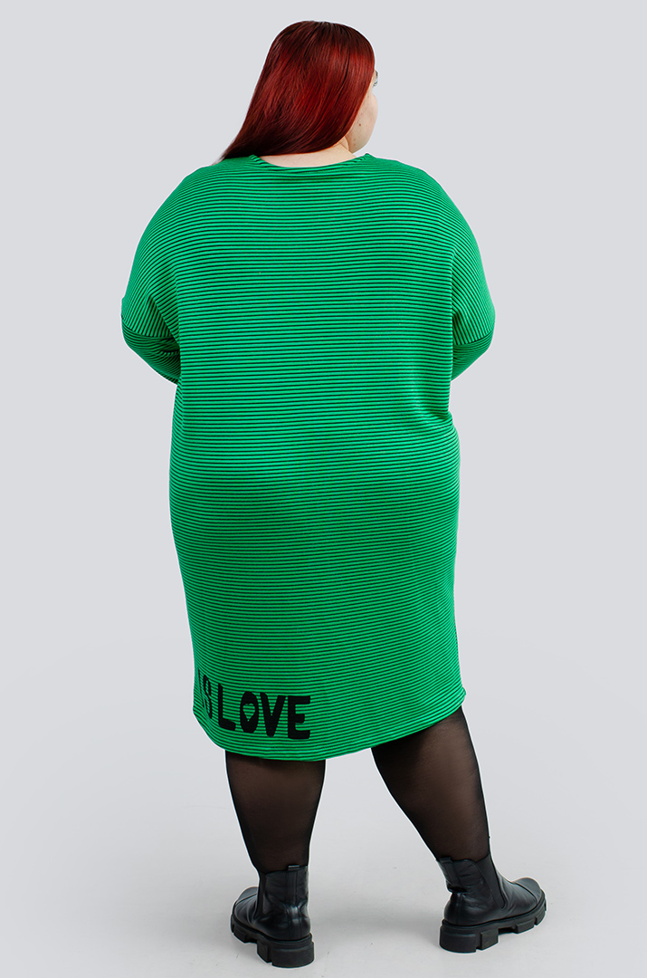 Мини платье в горозонтальную полоску батал