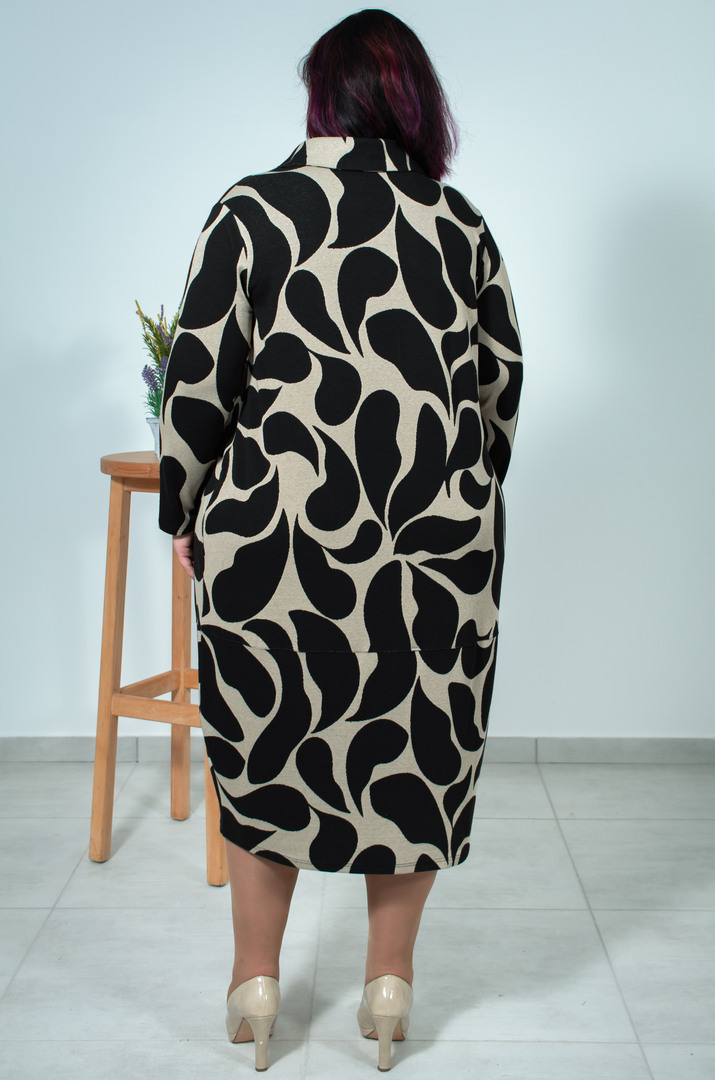 Платье миди с воротником и принтом арабески батал