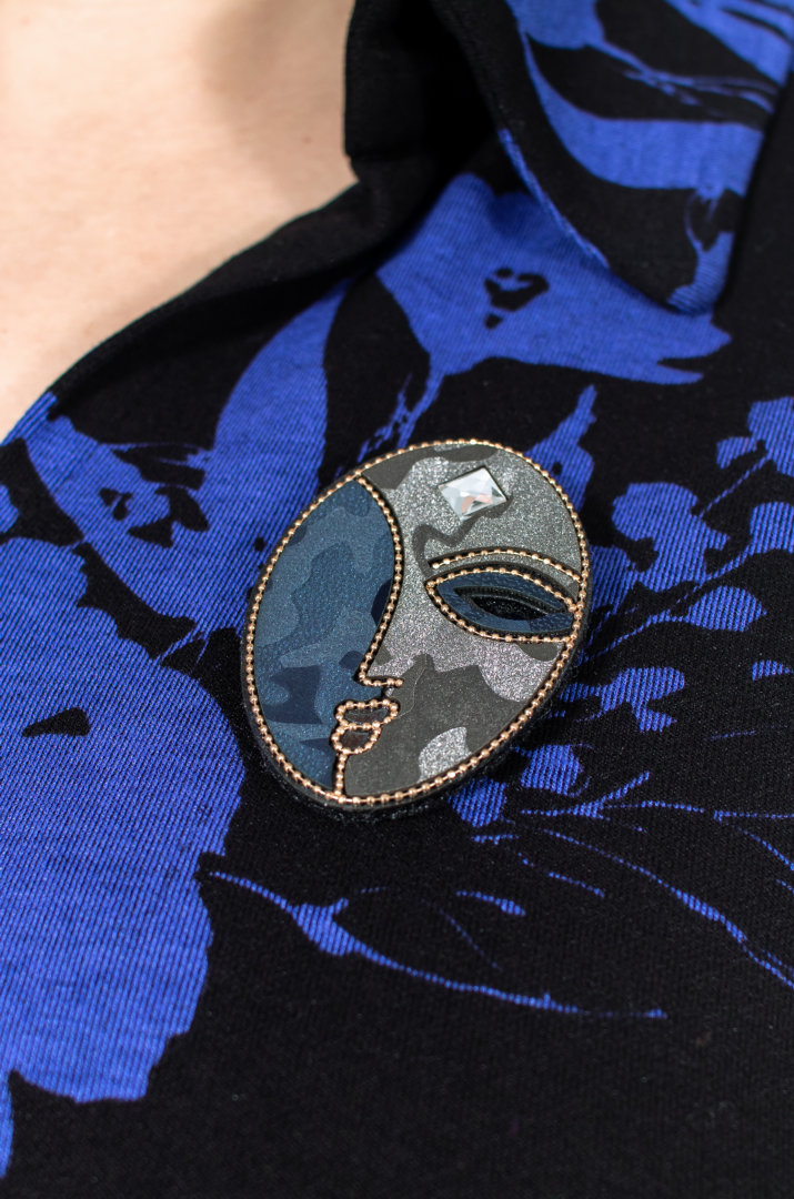 Сукня трапеція з прикрасою батал