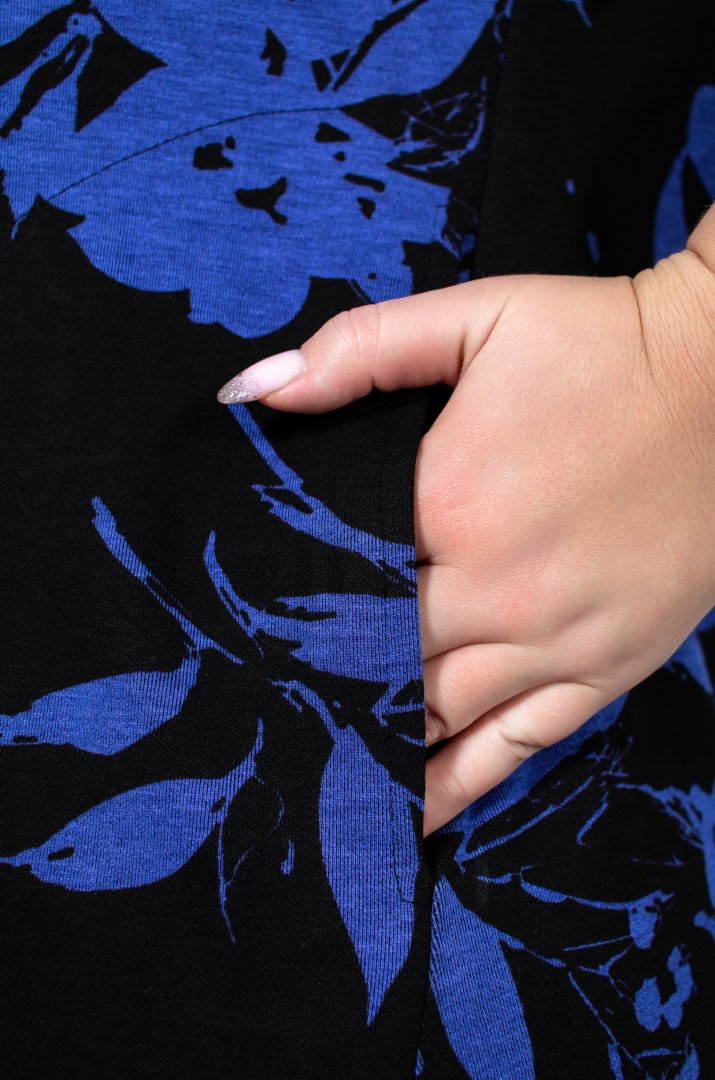 Сукня трапеція з прикрасою батал