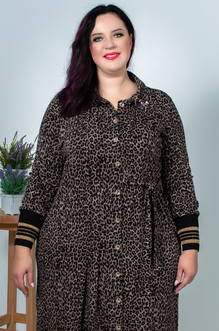 Сукня на ґудзиках з леопардовим принтом батал