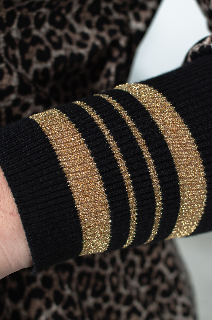 Сукня на ґудзиках з леопардовим принтом батал