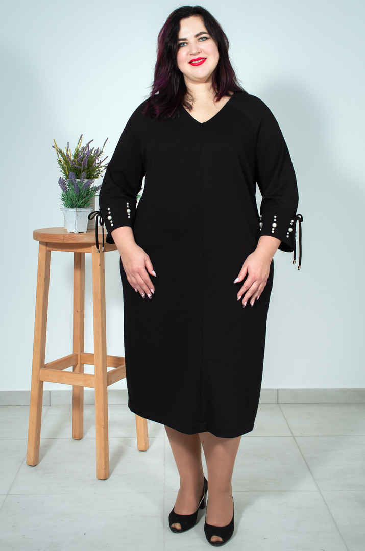 Сукня футляр з намистинами батал