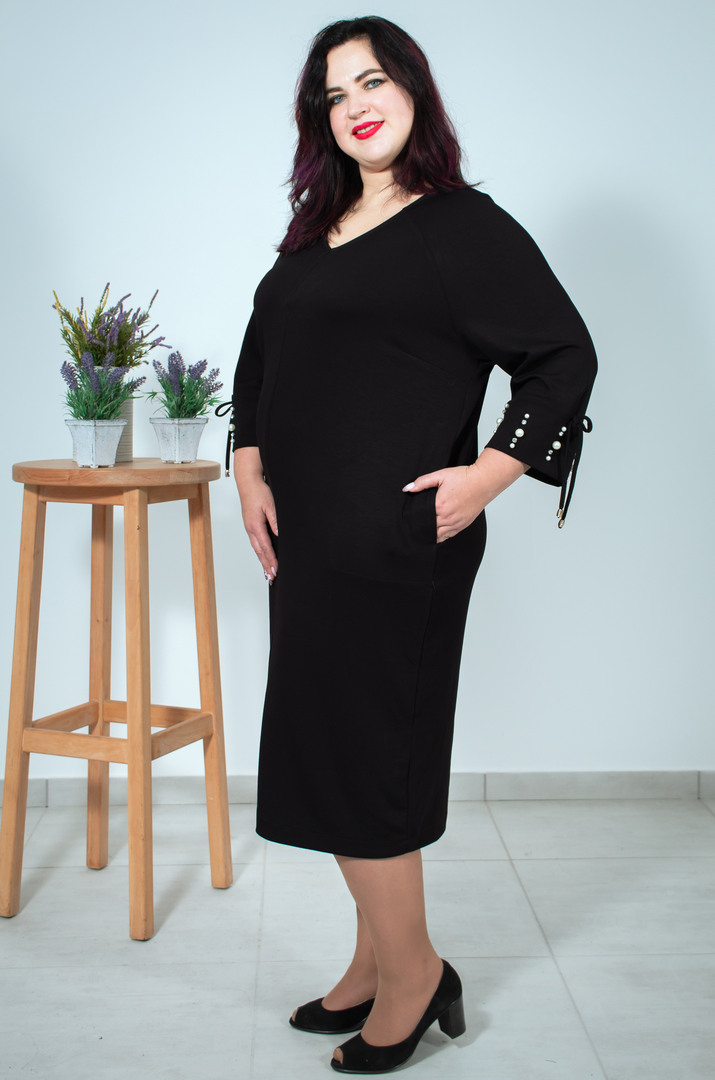 Сукня футляр з намистинами батал