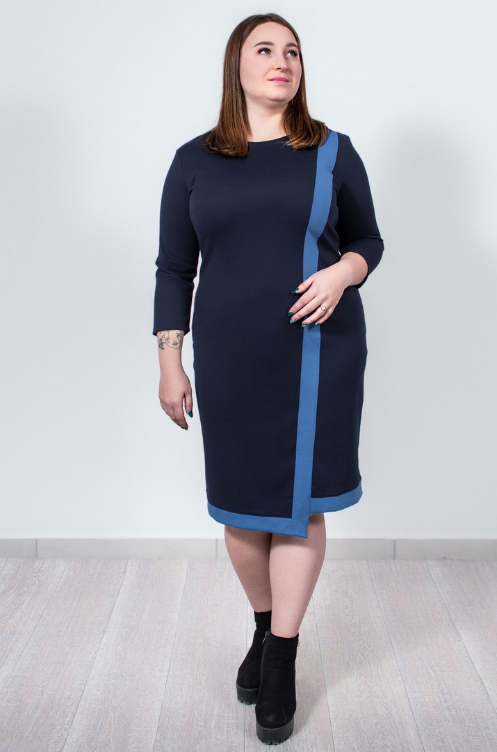 Міні сукня з діагональною смугою батал