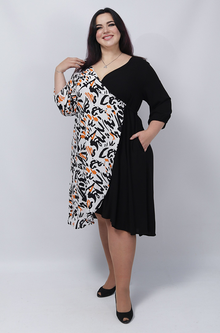 Сукня на запах з асиметричним принтом супер батал