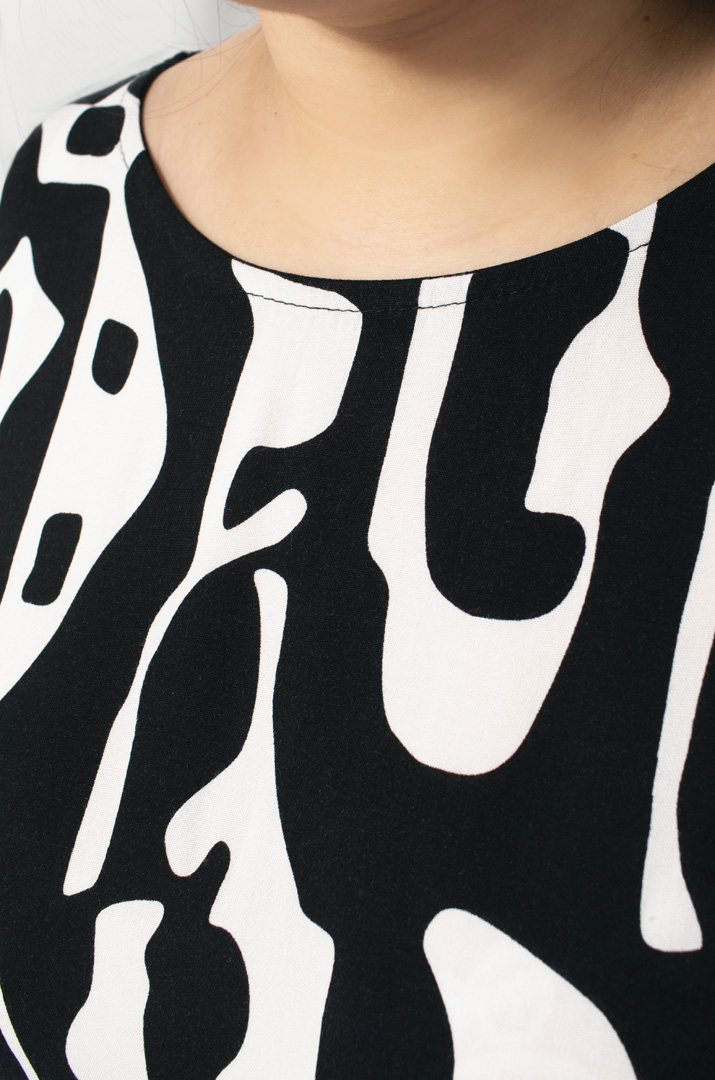 Сукня міні з рукавами на зав'язках супер батал