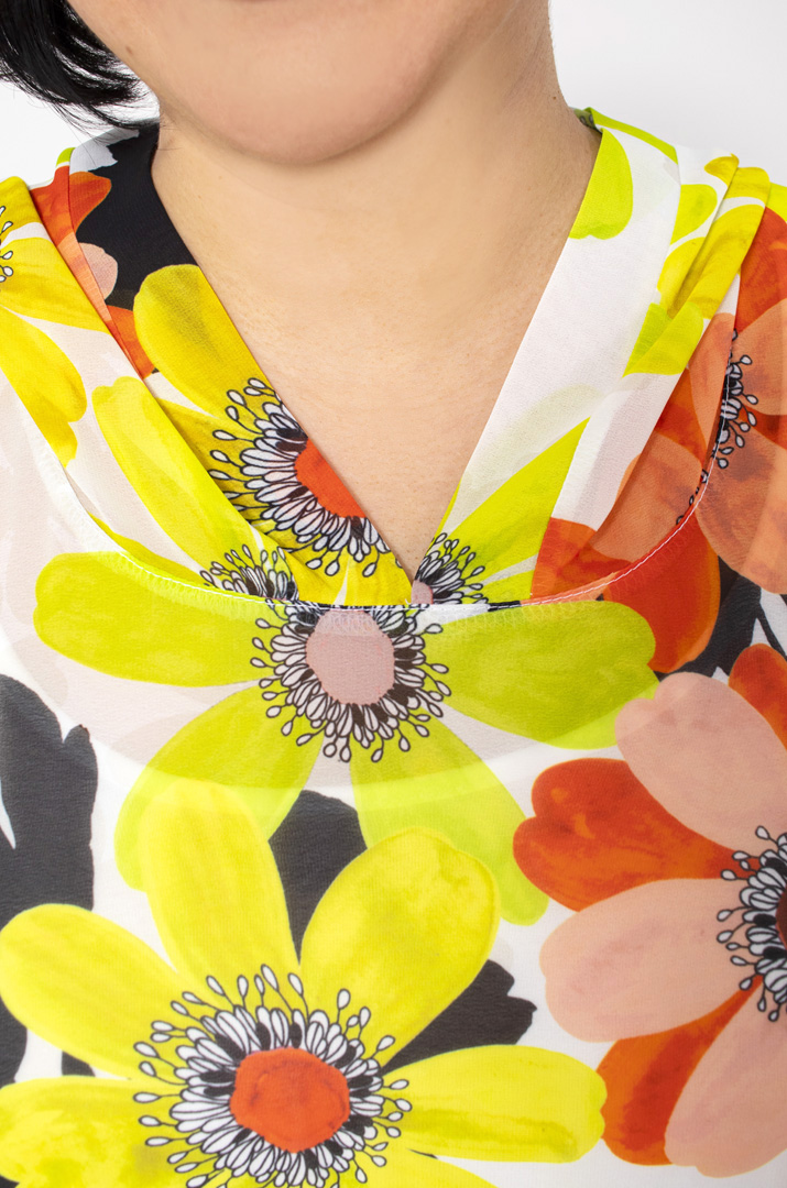 Платье-двойка шифоновое с капюшоном батал