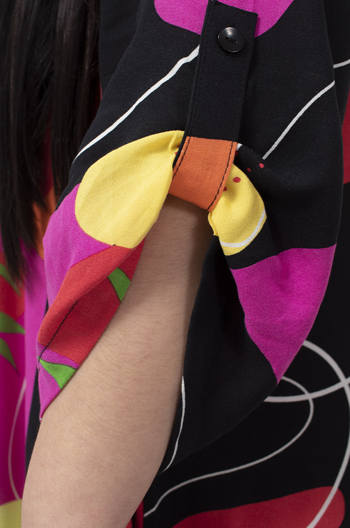 Сукня довга в яскравий принт батал