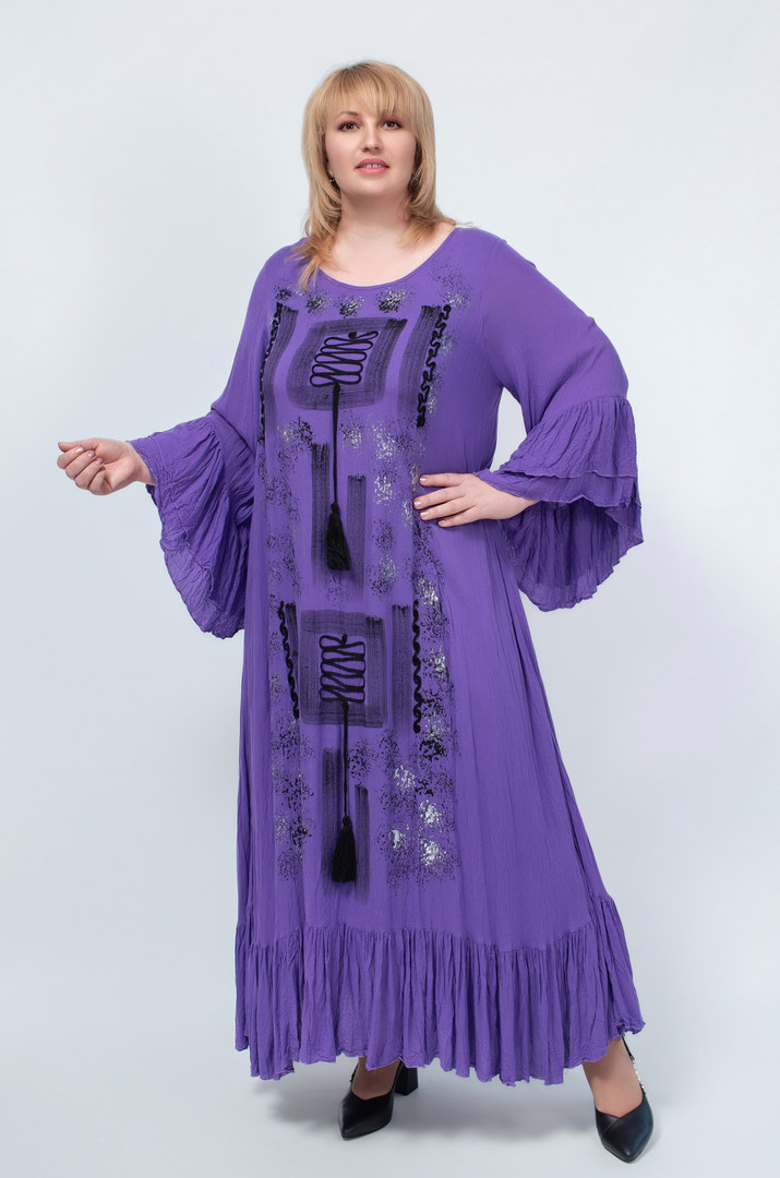 Платье макси трапеция в белом и фиолетовом цвете батал