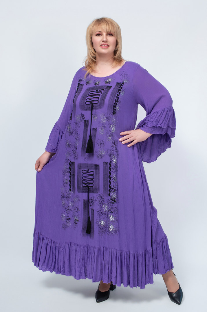 Платье макси трапеция в белом и фиолетовом цвете батал