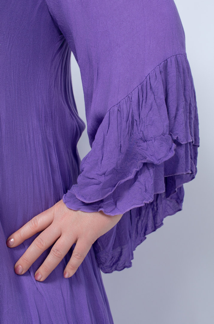 Платье макси трапеция в белом и фиолетовом цвете батал