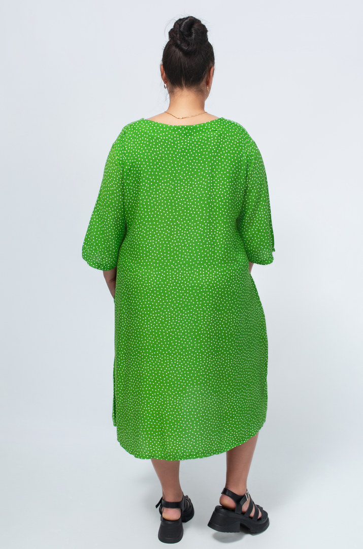 Легкое платье мини с принтом из штапеля в разных цветах супер батал