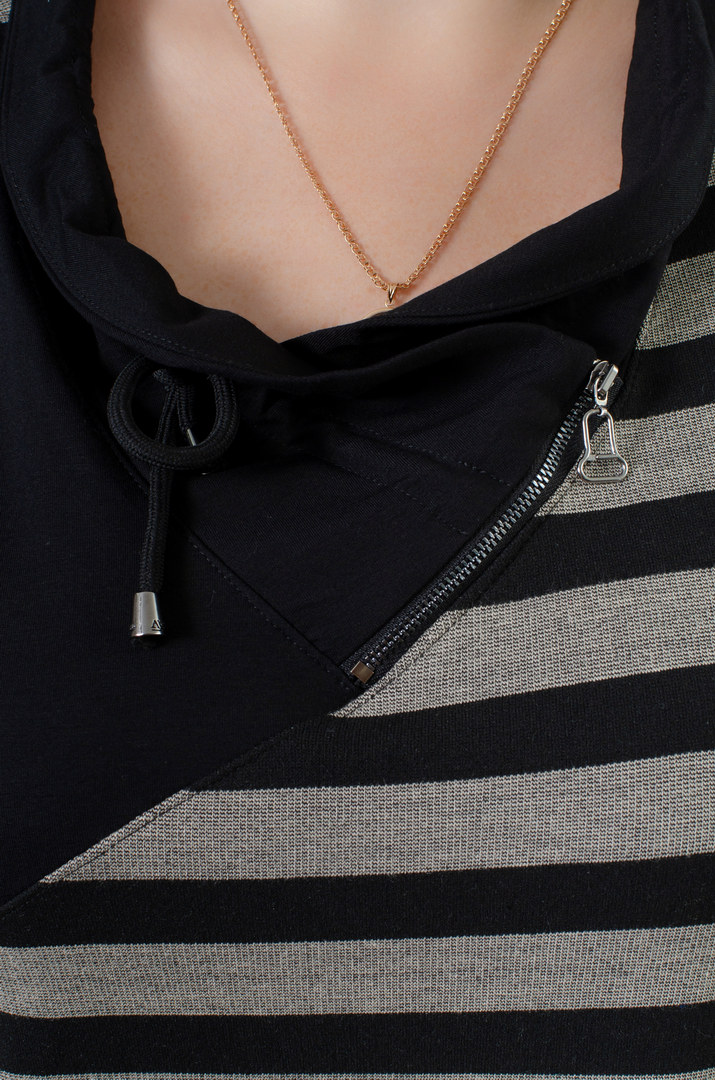 Платье трикотажное в горизонтальную полоску с затяжками внизу супер батал