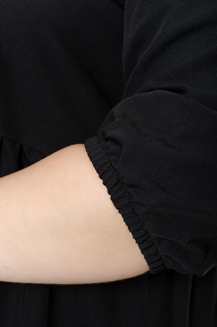 Платье миди однотонное с воланами супер батал