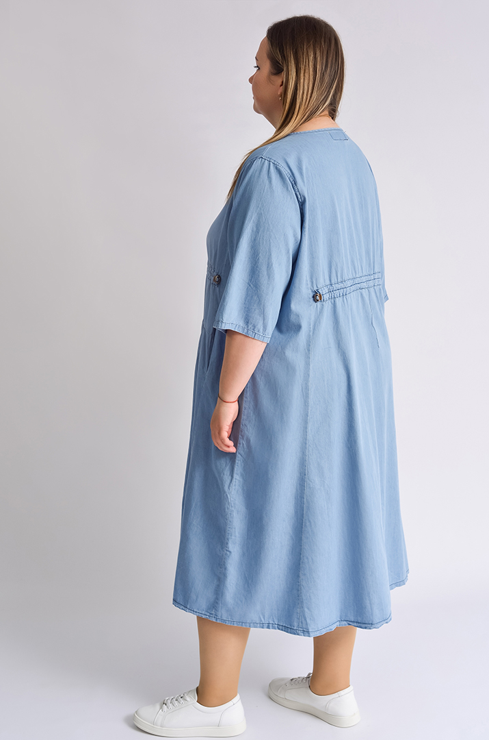 Сукня міді джинсова з затяжками великих розмірів